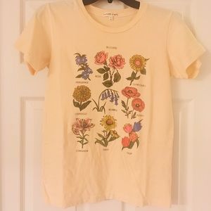 Flower graphic t